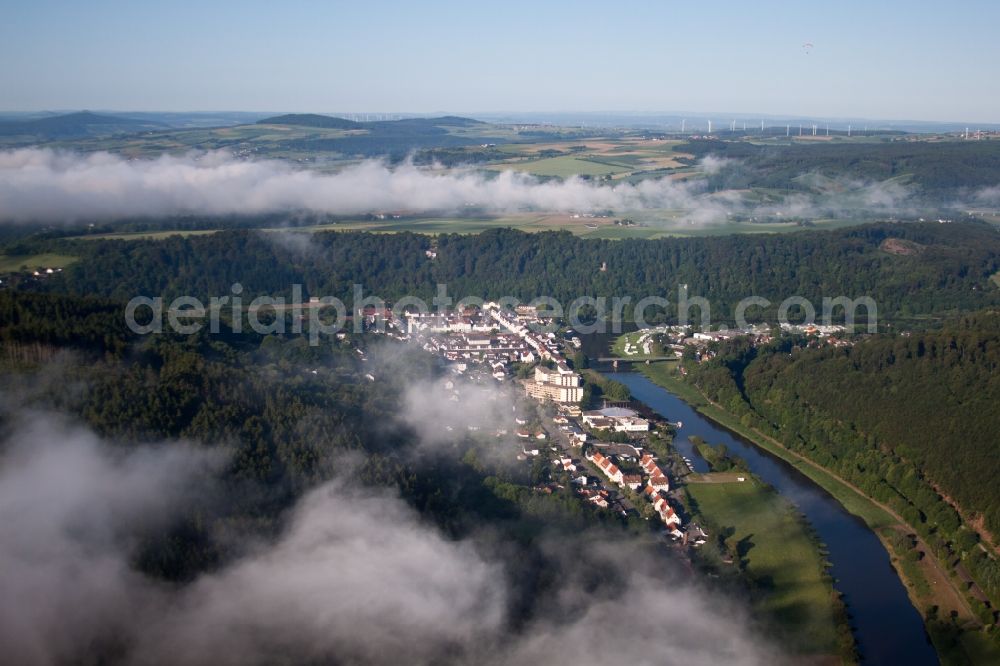 Aerial image Bad Karlshafen - Town on the banks of the river of the Weser river in the district Karlshafen in Bad Karlshafen in the state Hesse