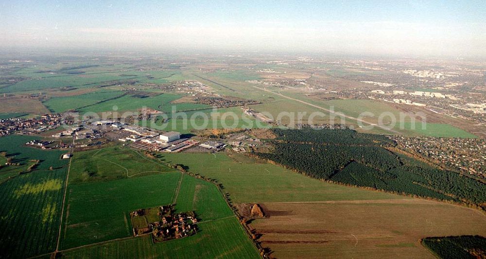 Aerial photograph Schönefeld / Brandenburg - Ortschaften und Umgebung des künftigen Großflughafens Berlin - Schönefeld.