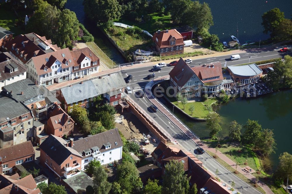 Ratzeburg from the bird's eye view: Guided tour of the federal highway B 208 on the banks of the Domsee in Ratzeburg in Schleswig-Holstein