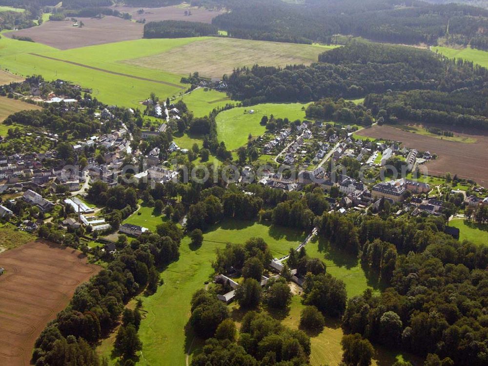 Aerial photograph Ebersdorf - 27.08.2005 Ebersdorf; Ortskern von Ebersdorf in Thüringen