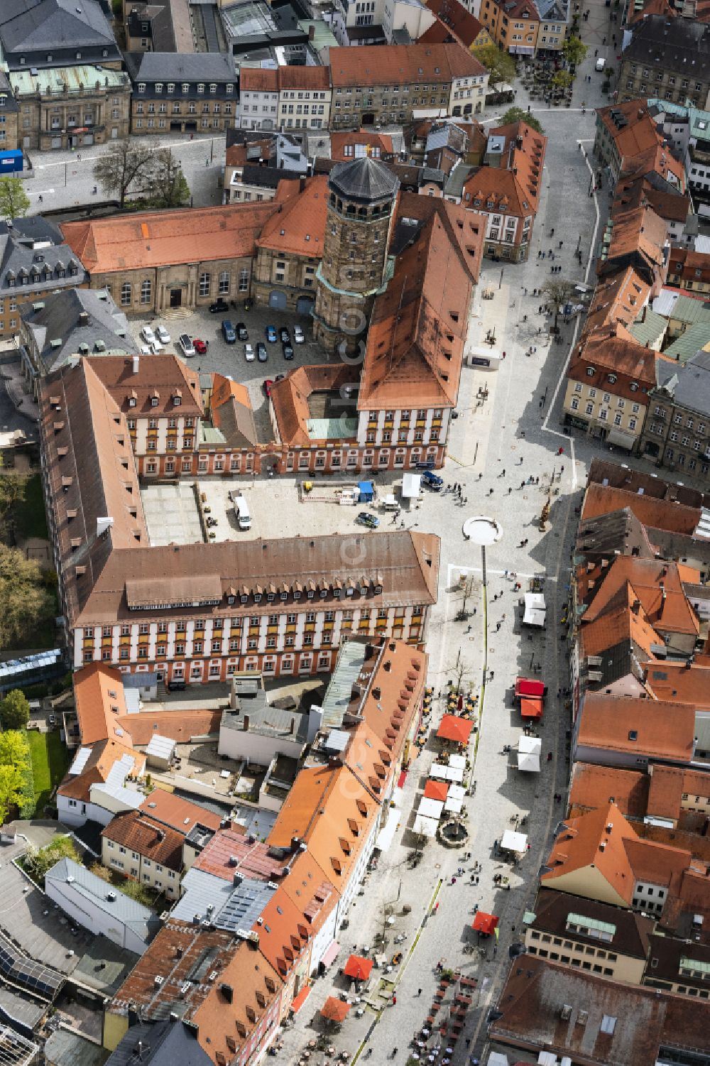 Aerial image Bayreuth - Center market on street Maximilianstrasse on street Maximilianstrasse in Bayreuth in the state Bavaria, Germany