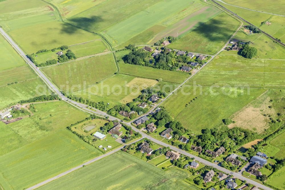 Aerial photograph Sylt-Ost - Center on the seacoast of North Sea on Sylt Island in Morsum in the state Schleswig-Holstein