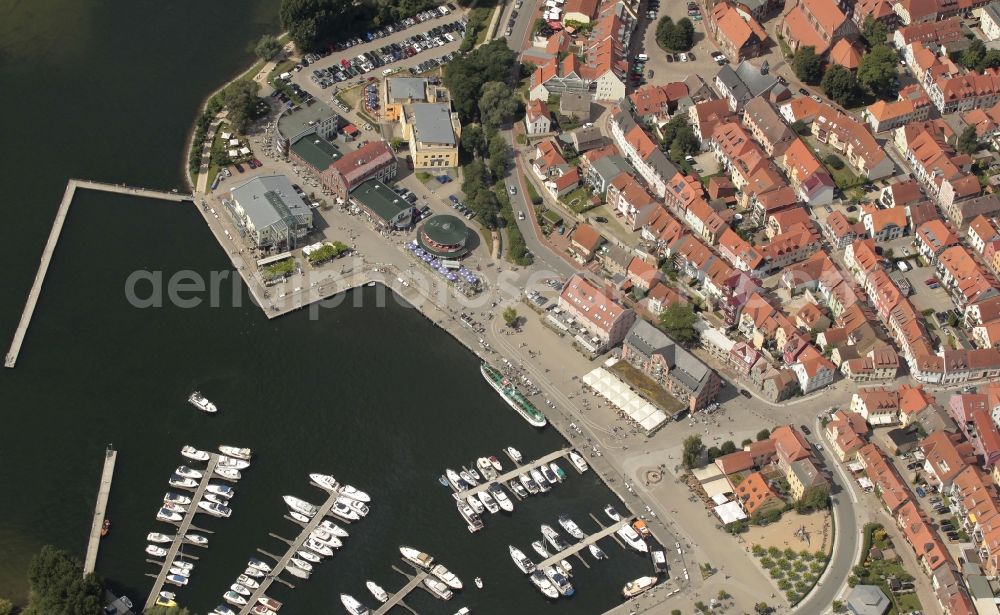 Aerial image Waren (Müritz) - Village on the banks of the area Binnenmueritz in Waren ( Mueritz ) in the state Mecklenburg - Western Pomerania