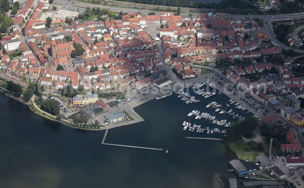 Aerial image Waren (Müritz) - Village on the banks of the area Binnenmueritz in Waren ( Mueritz ) in the state Mecklenburg - Western Pomerania