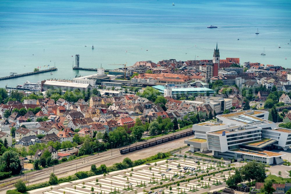 Aerial photograph Friedrichshafen - Town center of the promenade of Lake Constance in Friedrichshafen on Lake Constance in the state Baden-Wuerttemberg, Germany