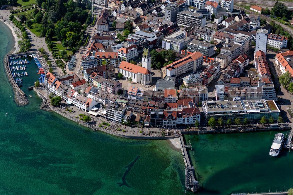 Aerial photograph Friedrichshafen - Town center of the promenade of Lake Constance in Friedrichshafen on Lake Constance in the state Baden-Wuerttemberg, Germany