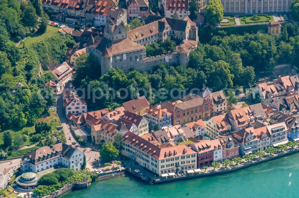 Meersburg from the bird's eye view: Village on the banks of the area Lake Constance in Meersburg in the state Baden-Wuerttemberg, Germany