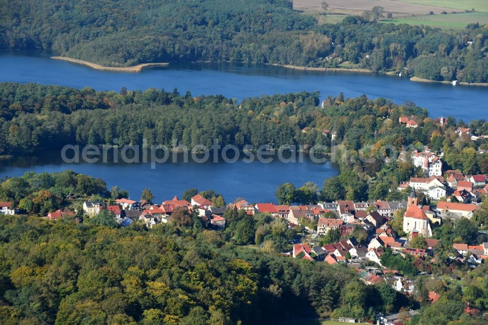 Buckow (Märkische Schweiz) from the bird's eye view: Village on the banks of the area Buckowsee in Buckow (Maerkische Schweiz) in the state Brandenburg, Germany