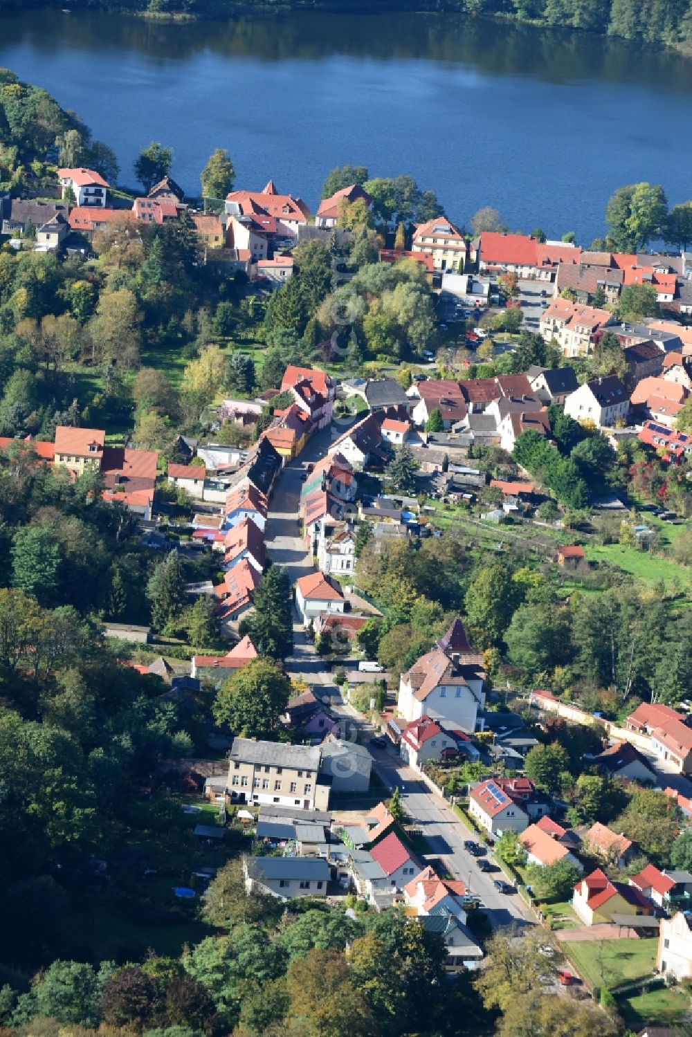 Buckow (Märkische Schweiz) from the bird's eye view: Village on the banks of the area Buckowsee in Buckow (Maerkische Schweiz) in the state Brandenburg, Germany