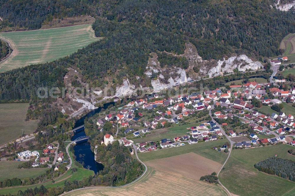 Aerial photograph Gutenstein - Village on the banks of the area Danube - river course in Gutenstein in the state Baden-Wurttemberg, Germany