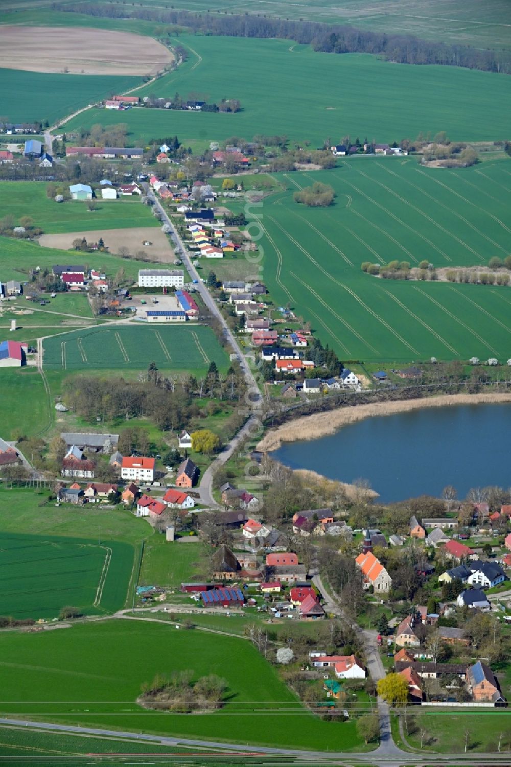 Aerial photograph Wollin - Village on the banks of the area lake of Dorfsee in Wollin in the state Mecklenburg - Western Pomerania, Germany