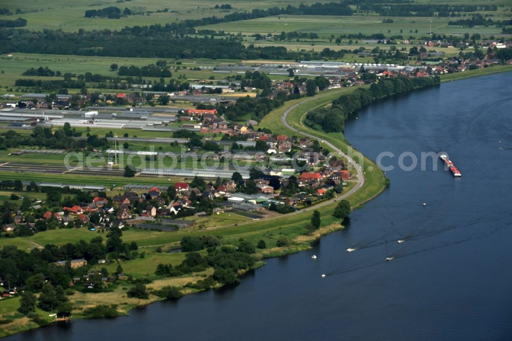 Hamburg Warwisch from above - Village on the banks of the area Elbe - river course in Hamburg Warwisch