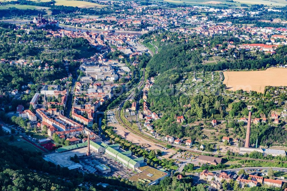 Aerial image Meißen - Village on the banks of the area Elbe - river course in Meissen Rauenthal in the state Saxony, Germany