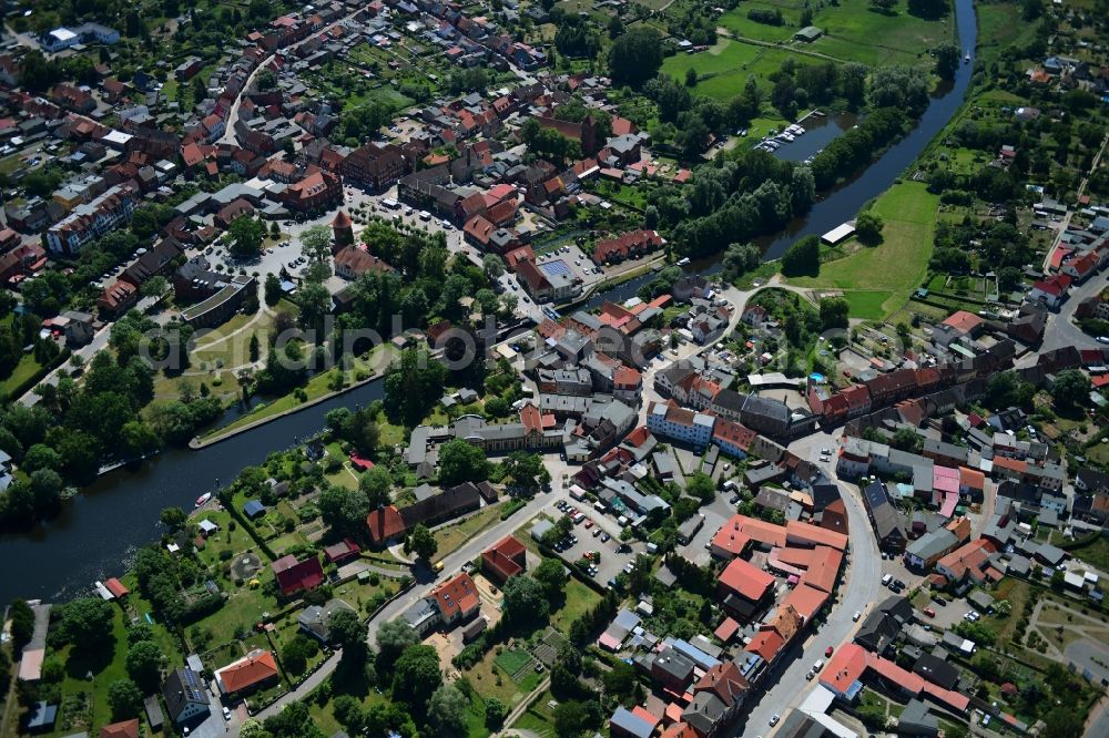 Lübz from the bird's eye view: Village on the banks of the area Elde - river course in Luebz in the state Mecklenburg - Western Pomerania, Germany