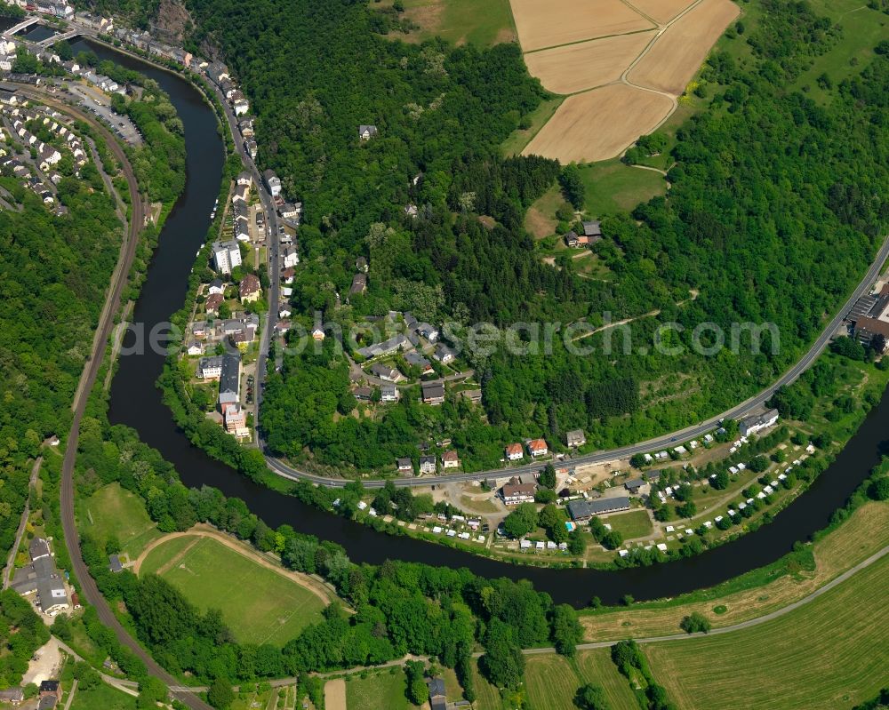 Bad Ems from the bird's eye view: Village on the banks of the area Lahn - river course in Bad Ems in the state Rhineland-Palatinate