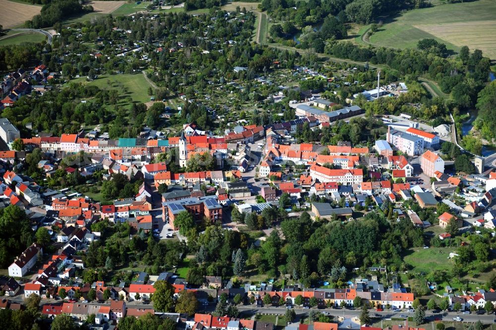 Jeßnitz (Anhalt) from the bird's eye view: Village on the banks of the area Mulde- - river course in Jessnitz (Anhalt) in the state Saxony-Anhalt, Germany