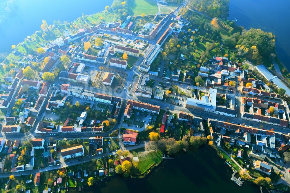 Lychen from above - Village on the banks of the area Oberofuhl See - Nesselpfuhl - Stadtsee in Lychen in the state Brandenburg