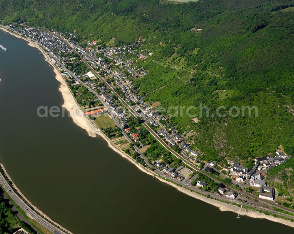 Kamp-Bornhofen from above - Village on the banks of the area Rhine - river course in Bad Salzig, Boppard in the state Rhineland-Palatinate