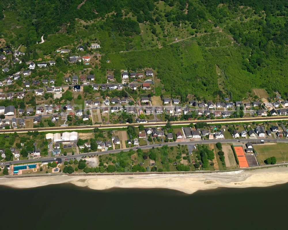 Aerial image Kamp-Bornhofen - Village on the banks of the area Rhine - river course in Bad Salzig, Boppard in the state Rhineland-Palatinate