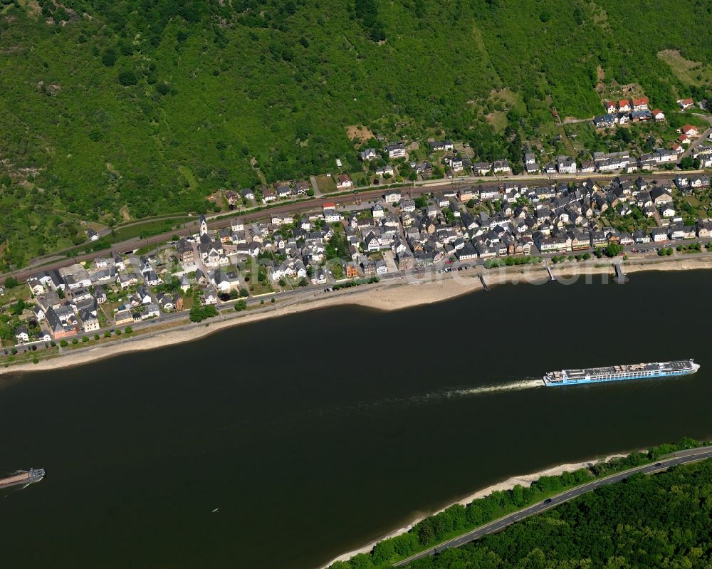 Kamp-Bornhofen from above - Village on the banks of the area Rhine - river course in Bad Salzig, Boppard in the state Rhineland-Palatinate