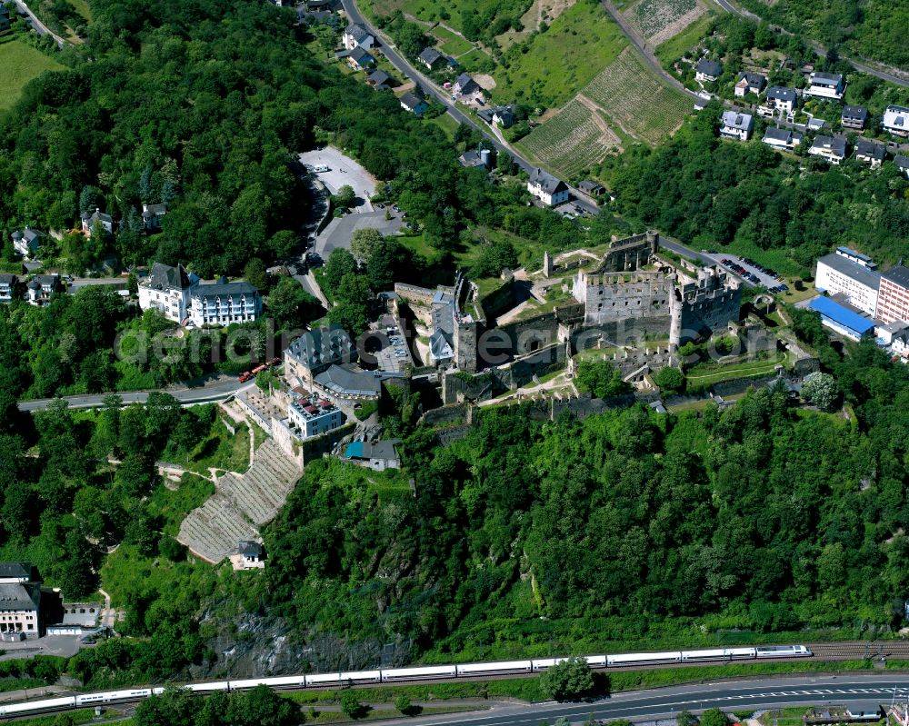 Aerial image Sankt Goar - Village on the banks of the area Rhine - river course in Sankt Goar in the state Rhineland-Palatinate, Germany