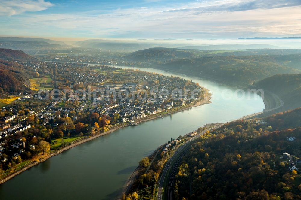 Unkel from above - Village on the banks of the area Rhine - river course in Unkel in the state Rhineland-Palatinate