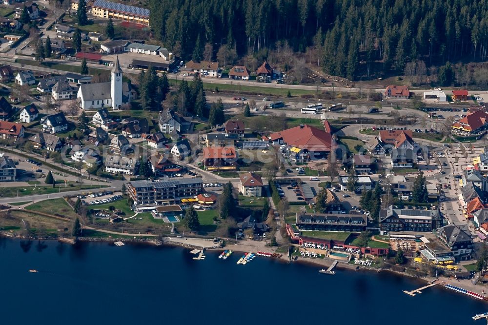 Aerial image Titisee-Neustadt - Village on the banks of the area Titisse in Titisee-Neustadt in the state Baden-Wuerttemberg, Germany