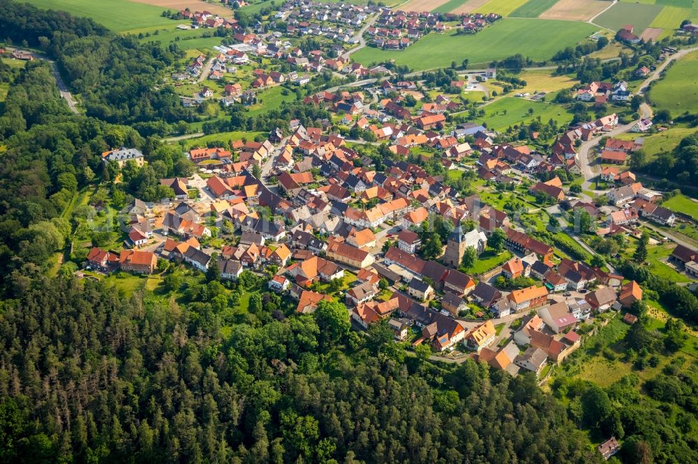 Aerial image Landau - Village on the banks of the area Watter - river course in Landau in the state Hesse, Germany