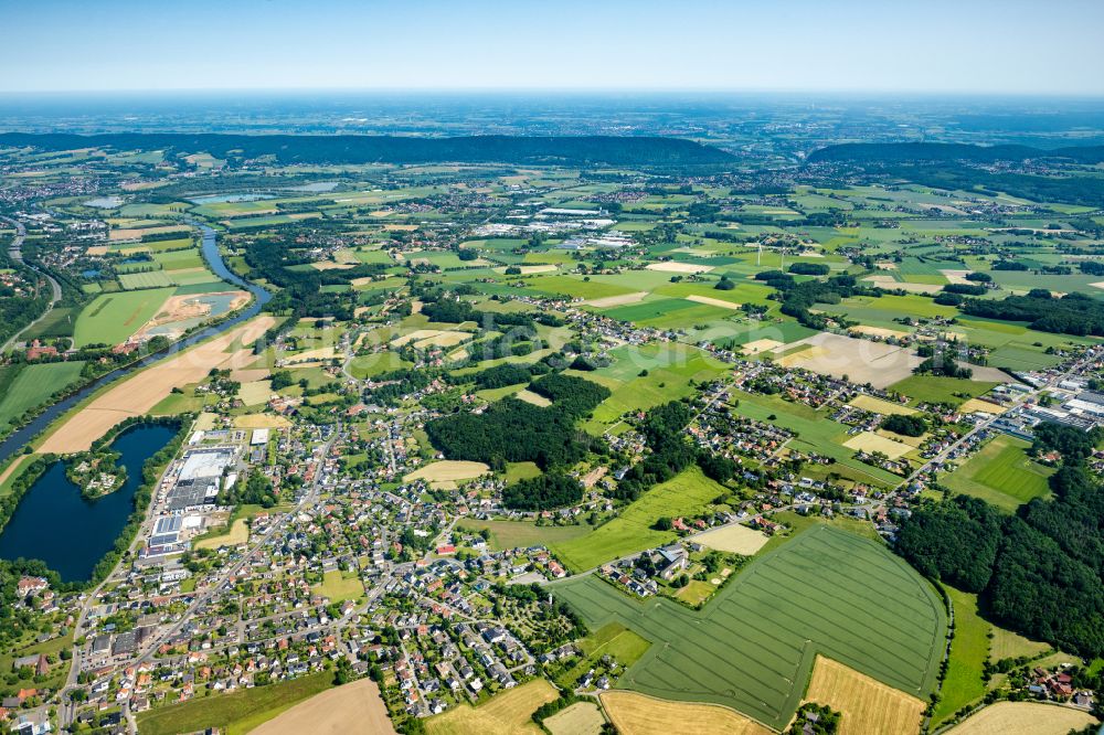 Aerial photograph Uffeln - Town center of Uffeln on the banks of the Weser near Vlotho- in the state of North Rhine-Westphalia, Germany