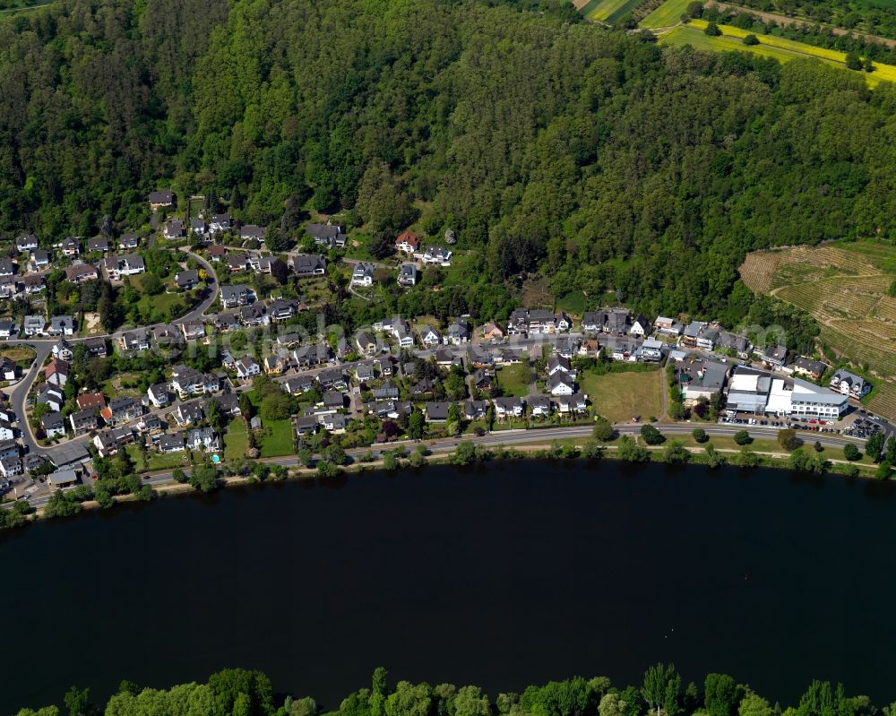 Aerial image Güls, Koblenz - The district Guels in Koblenz in the state Rhineland-Palatinate