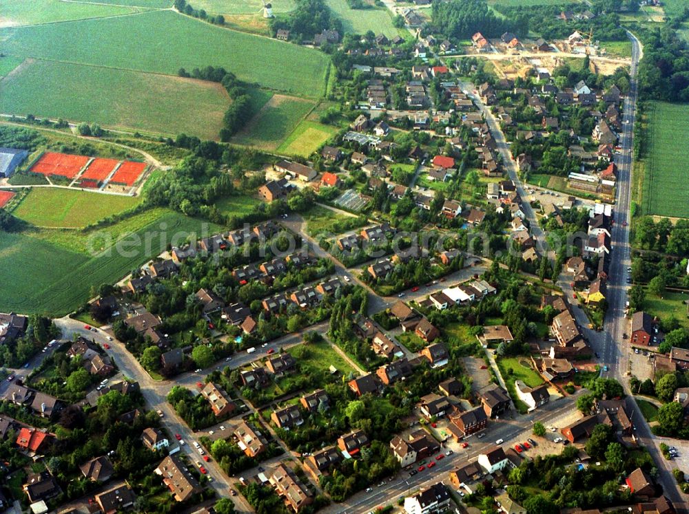 Krefeld from the bird's eye view: District Traar in Krefeld in North Rhine-Westphalia