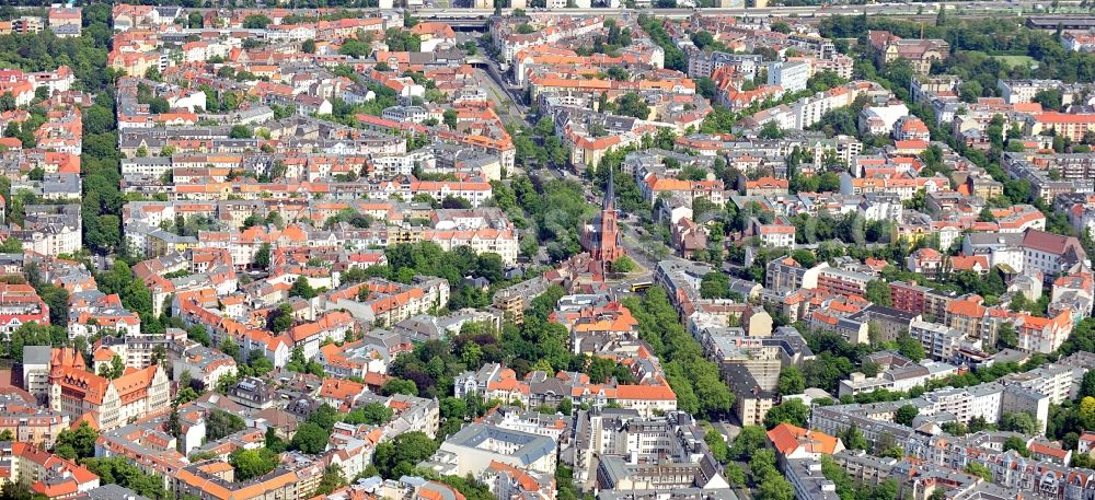 Berlin from the bird's eye view: View of the district of Friedenau in Berlin / Tempelhof-Schöneberg. the dominating traffic routes are the Bundesallee and the city highway A100