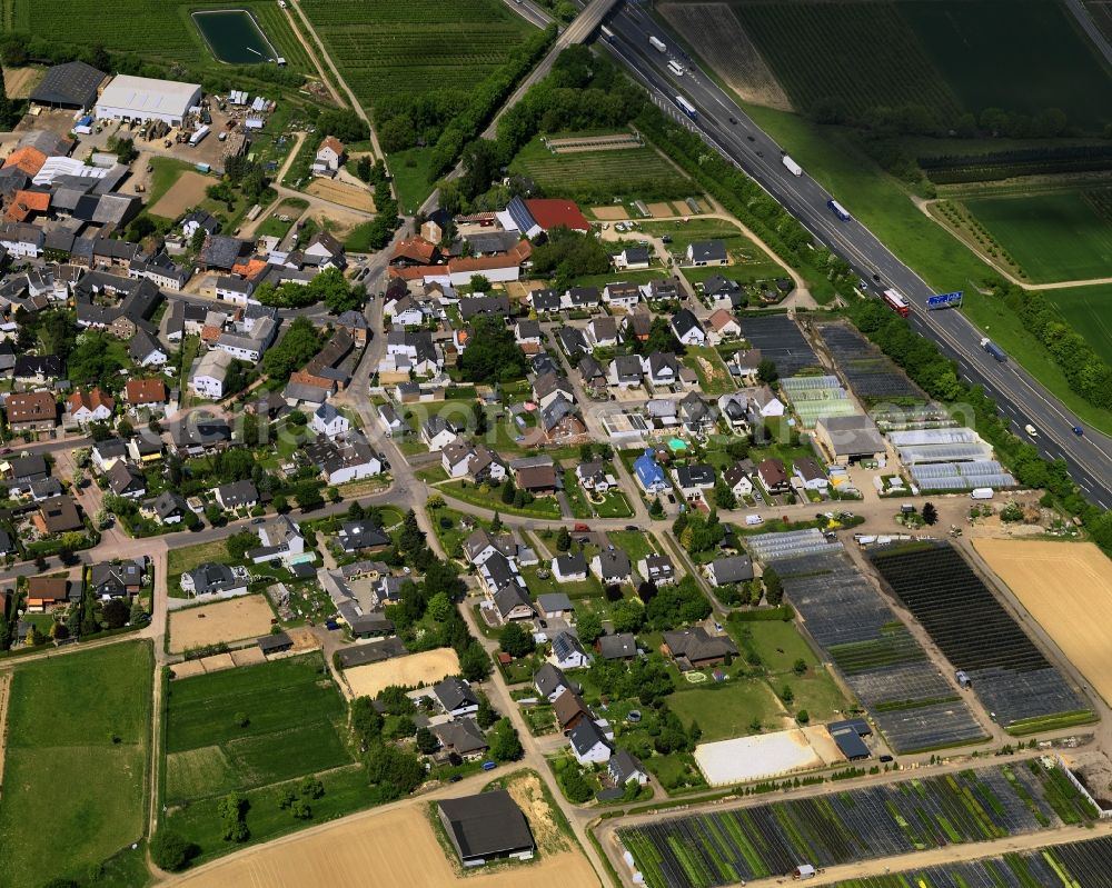 Aerial photograph Grafschaft - View of the Gelsdorf part of the borough of Grafschaft in the state of Rhineland-Palatinate. Gelsdorf is enclosed by the federal motorways A61 and A565. It consists of several residential areas, a commercial part and agricultural land