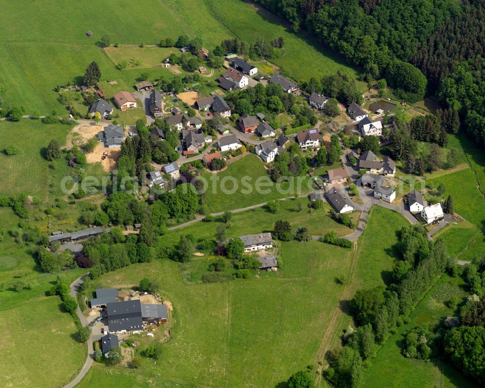 Aerial image Bruchertseifen - View of the Haderschen part of Bruchertseifen in the state of Rhineland-Palatinate. Bruchertseifen is a borough and municipiality. It consists of residential areas with single family units and semi-detached houses. The borough is surrounded by forest and agricultural land