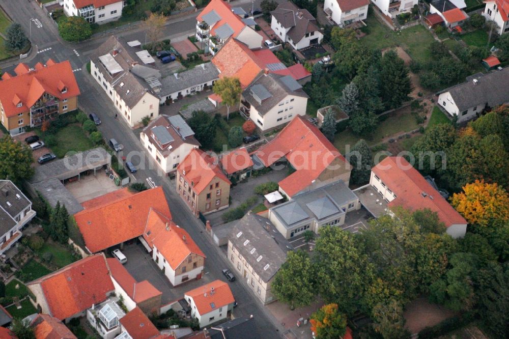 Aerial image Mainz - View of the centre of the Drais part of Mainz in the state of Rhineland-Palatinate. Drais is the smallest district of the state capital and is located on a hill in the West of the city. It is characterised by agriculture, fruit and vegetable fields