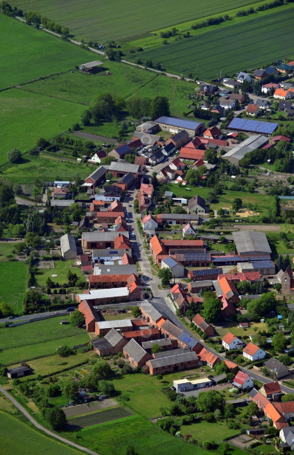 Bismark ( Altmark ) OT Schernika from the bird's eye view: District view of Schernikau in Bismark ( Altmark ) in the state of Saxony-Anhalt