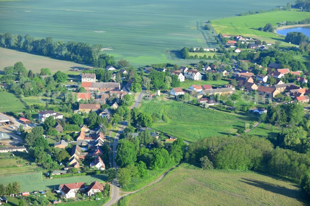 Aerial image Vielitzsee - View of the Vielitz part and lake in the borough of Vielitzsee in the state of Brandenburg. The borough is located in the Ostprignitz-Ruppin county district. Vielitz is located on the Southern shore of the lake