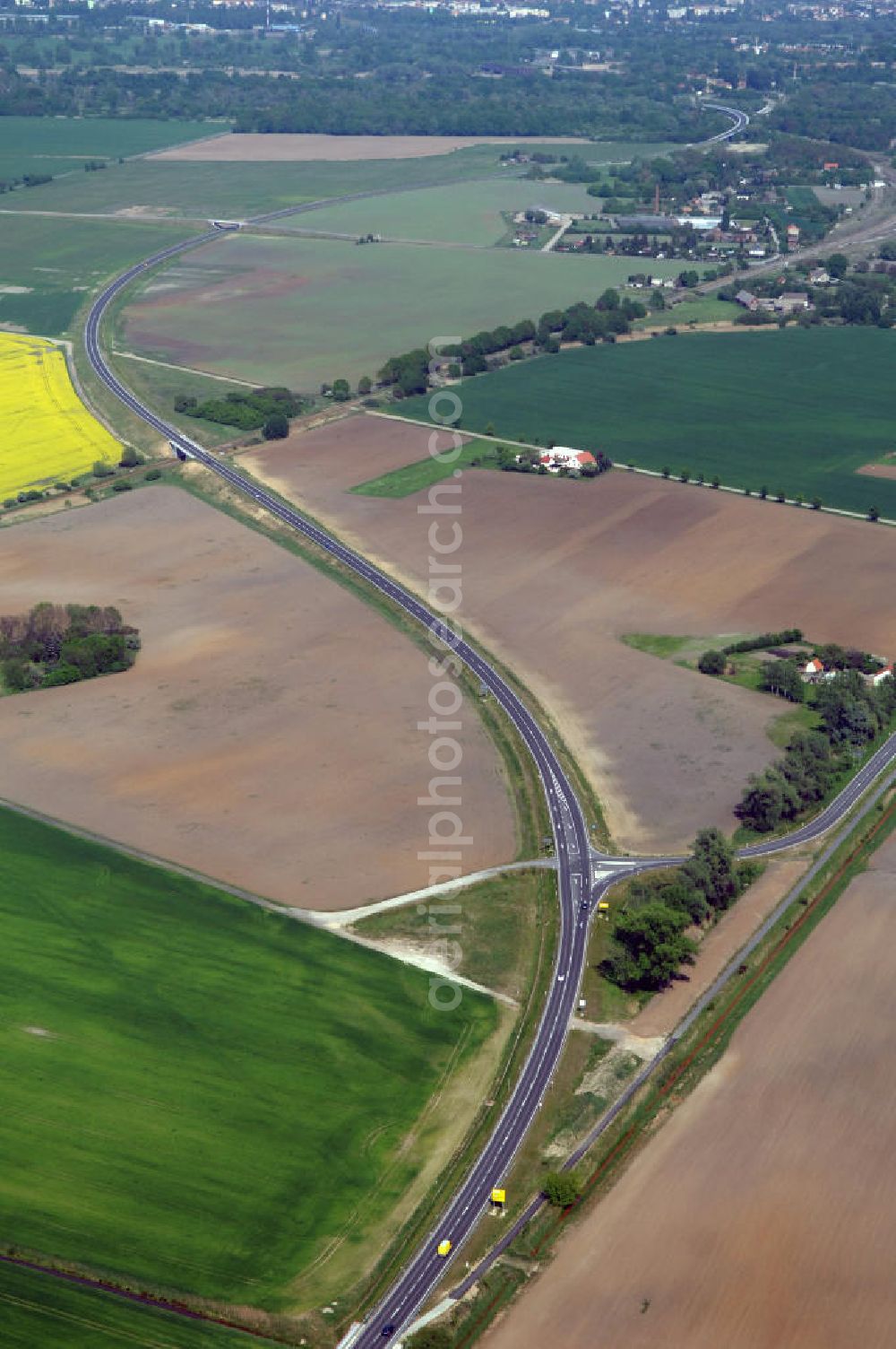 Aerial image KÜSTRIN - Blick auf die Ortsumfahrung der Bundesstrasse B 1 bei Küstrin bis zum Grenzübergang über die Oder. Landesbetrieb Straßenwesen Brandenburg (