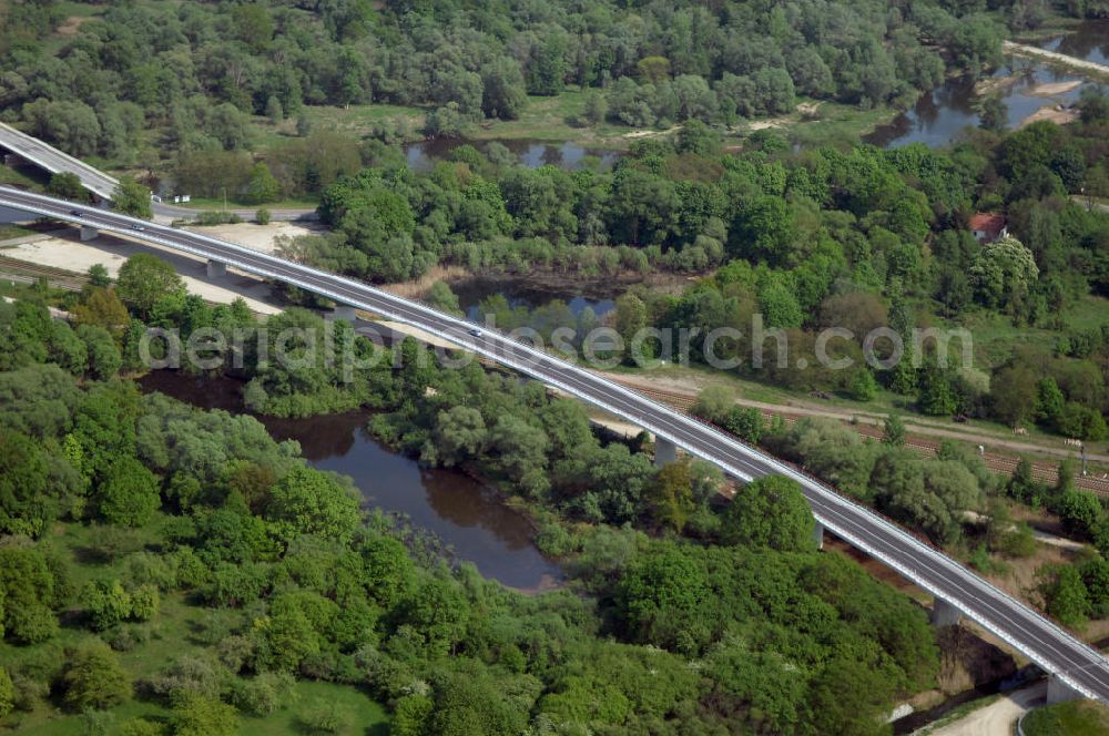 Aerial photograph KÜSTRIN - Blick auf die Ortsumfahrung der Bundesstrasse B 1 bei Küstrin bis zum Grenzübergang über die Oder. Landesbetrieb Straßenwesen Brandenburg (