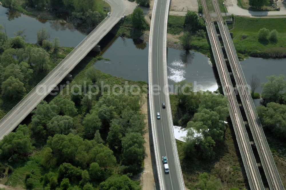 Aerial image KÜSTRIN - Blick auf die Ortsumfahrung der Bundesstrasse B 1 bei Küstrin bis zum Grenzübergang über die Oder. Landesbetrieb Straßenwesen Brandenburg (