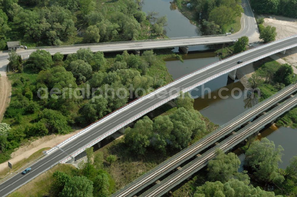 Aerial photograph KÜSTRIN - Blick auf die Ortsumfahrung der Bundesstrasse B 1 bei Küstrin bis zum Grenzübergang über die Oder. Landesbetrieb Straßenwesen Brandenburg (