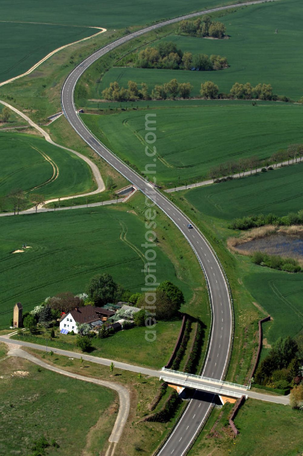 Aerial image GRAMZOW - Blick auf die Ortsumfahrung der Bundesstrasse B 166 nördlich von Gramzow im nördlichen Brandenburg. Landesbetrieb Straßenwesen Brandenburg (