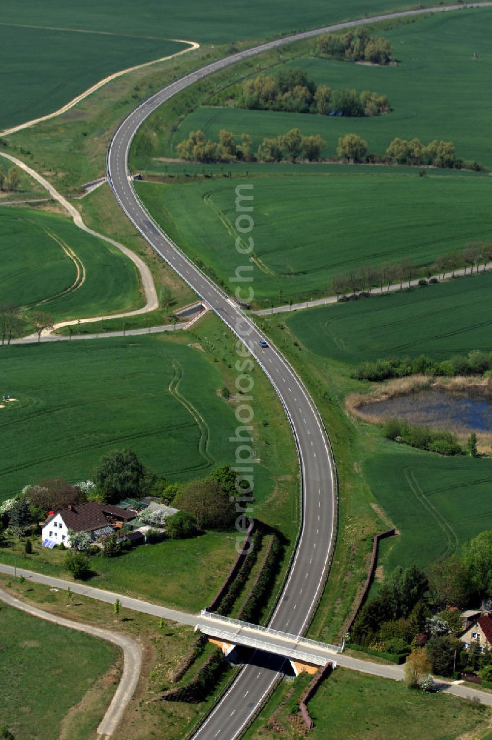 Aerial photograph GRAMZOW - Blick auf die Ortsumfahrung der Bundesstrasse B 166 nördlich von Gramzow im nördlichen Brandenburg. Landesbetrieb Straßenwesen Brandenburg (