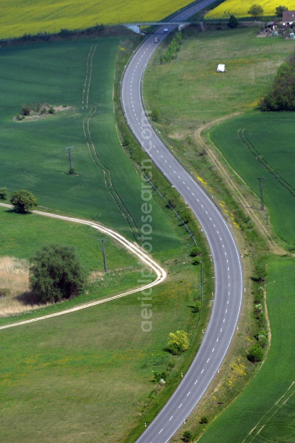 Aerial image MÜNCHEBERG - Blick auf die Ortsumfahrung der Bundesstrasse B 1 südlich von Müncheberg. Landesbetrieb Straßenwesen Brandenburg (