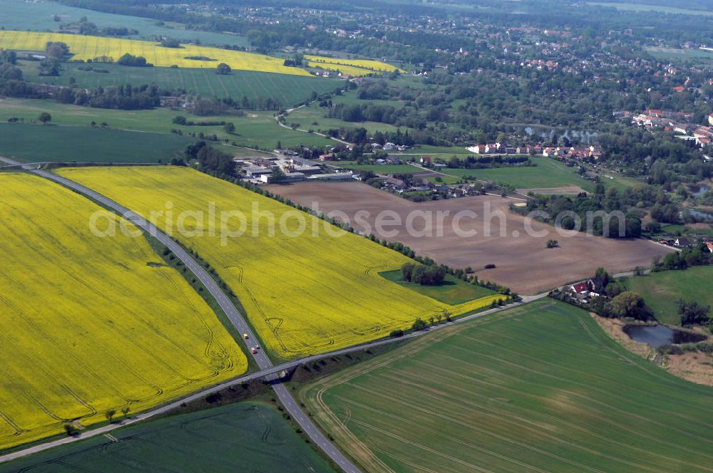 Aerial photograph MÜNCHEBERG - Blick auf die Ortsumfahrung der Bundesstrasse B 1 südlich von Müncheberg. Landesbetrieb Straßenwesen Brandenburg (