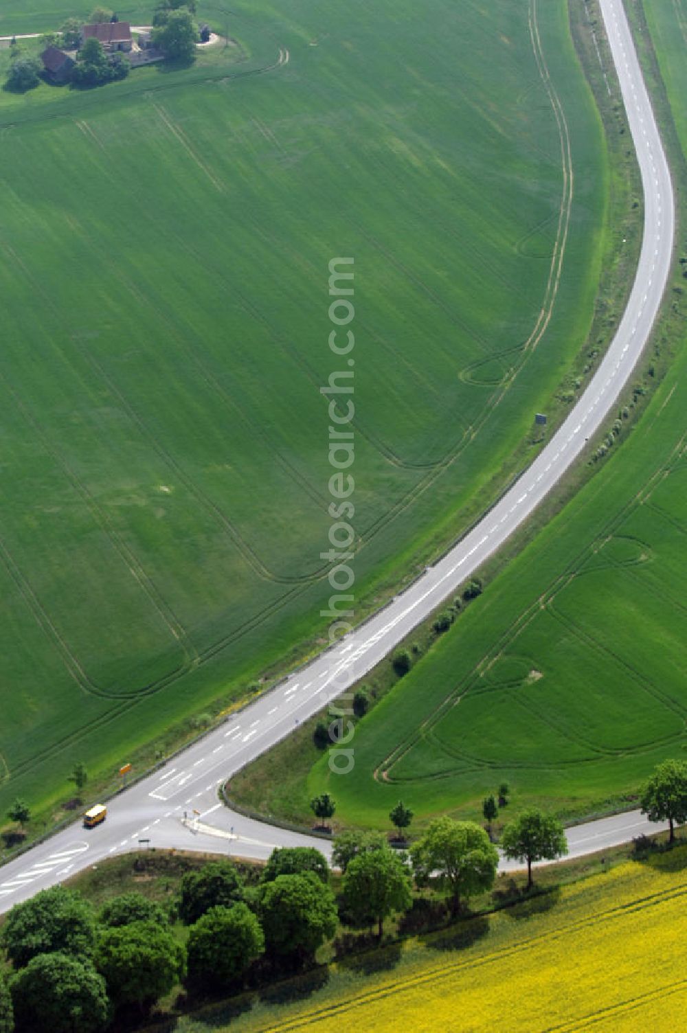 Aerial image MÜNCHEBERG - Blick auf die Ortsumfahrung der Bundesstrasse B 1 südlich von Müncheberg. Landesbetrieb Straßenwesen Brandenburg (