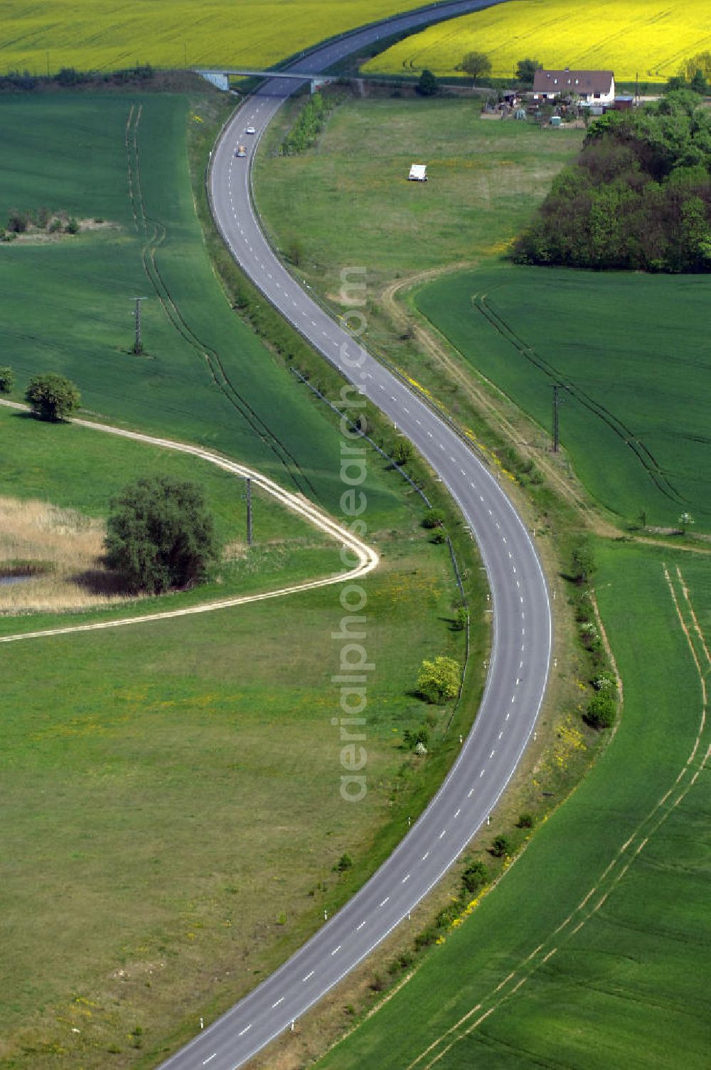 Aerial image MÜNCHEBERG - Blick auf die Ortsumfahrung der Bundesstrasse B 1 südlich von Müncheberg. Landesbetrieb Straßenwesen Brandenburg (