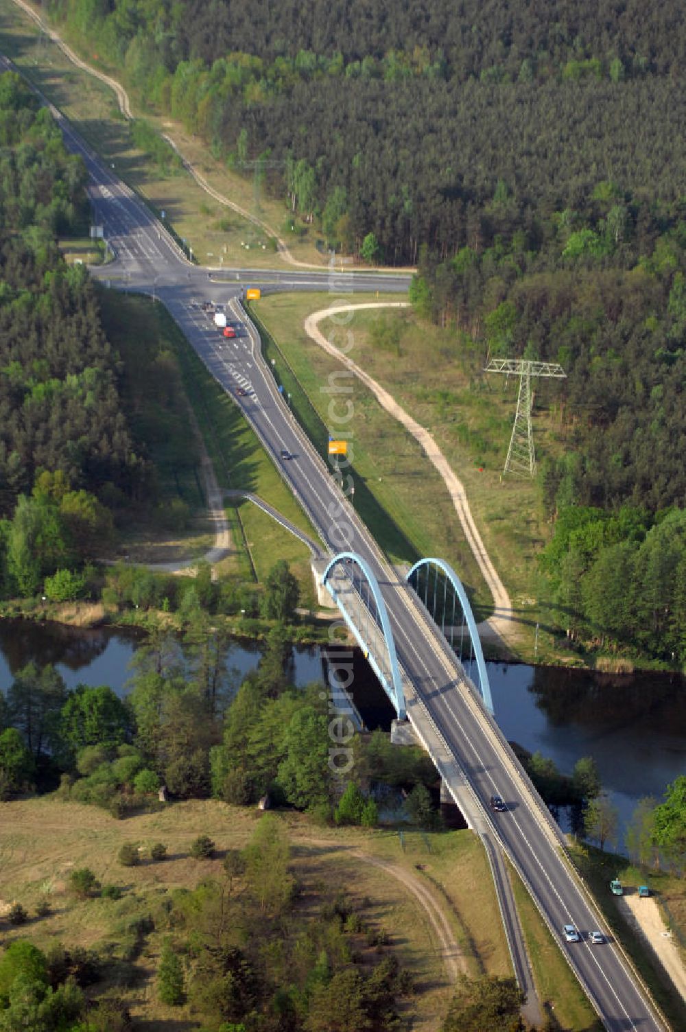 Aerial image FÜRSTENWALDE - Blick auf die Ortsumfahrung der Bundesstrasse B 168 östlich von Fürstenwalde. Landesbetrieb Straßenwesen Brandenburg (