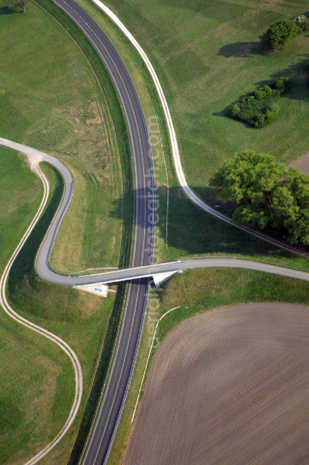 Aerial photograph FÜRSTENWALDE - Blick auf die Ortsumfahrung der Bundesstrasse B 168 östlich von Fürstenwalde. Landesbetrieb Straßenwesen Brandenburg (