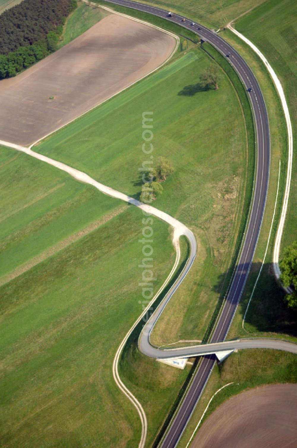 FÜRSTENWALDE from the bird's eye view: Blick auf die Ortsumfahrung der Bundesstrasse B 168 östlich von Fürstenwalde. Landesbetrieb Straßenwesen Brandenburg (